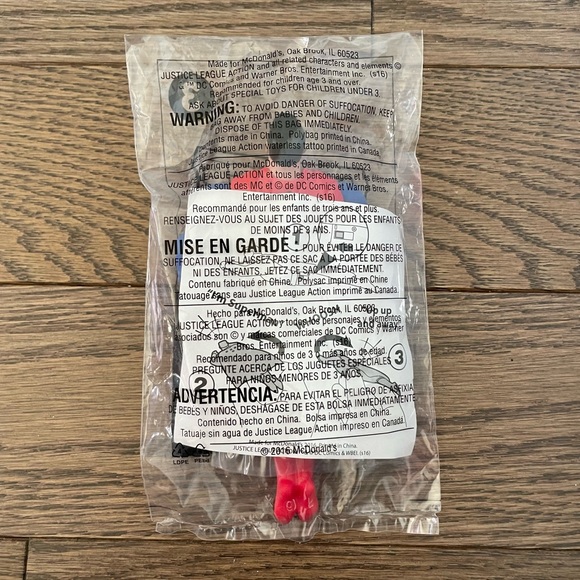 2016 McDonald’s Justice League Superman Toy Action Figure - New In Package - # 3 - Picture 3 of 5